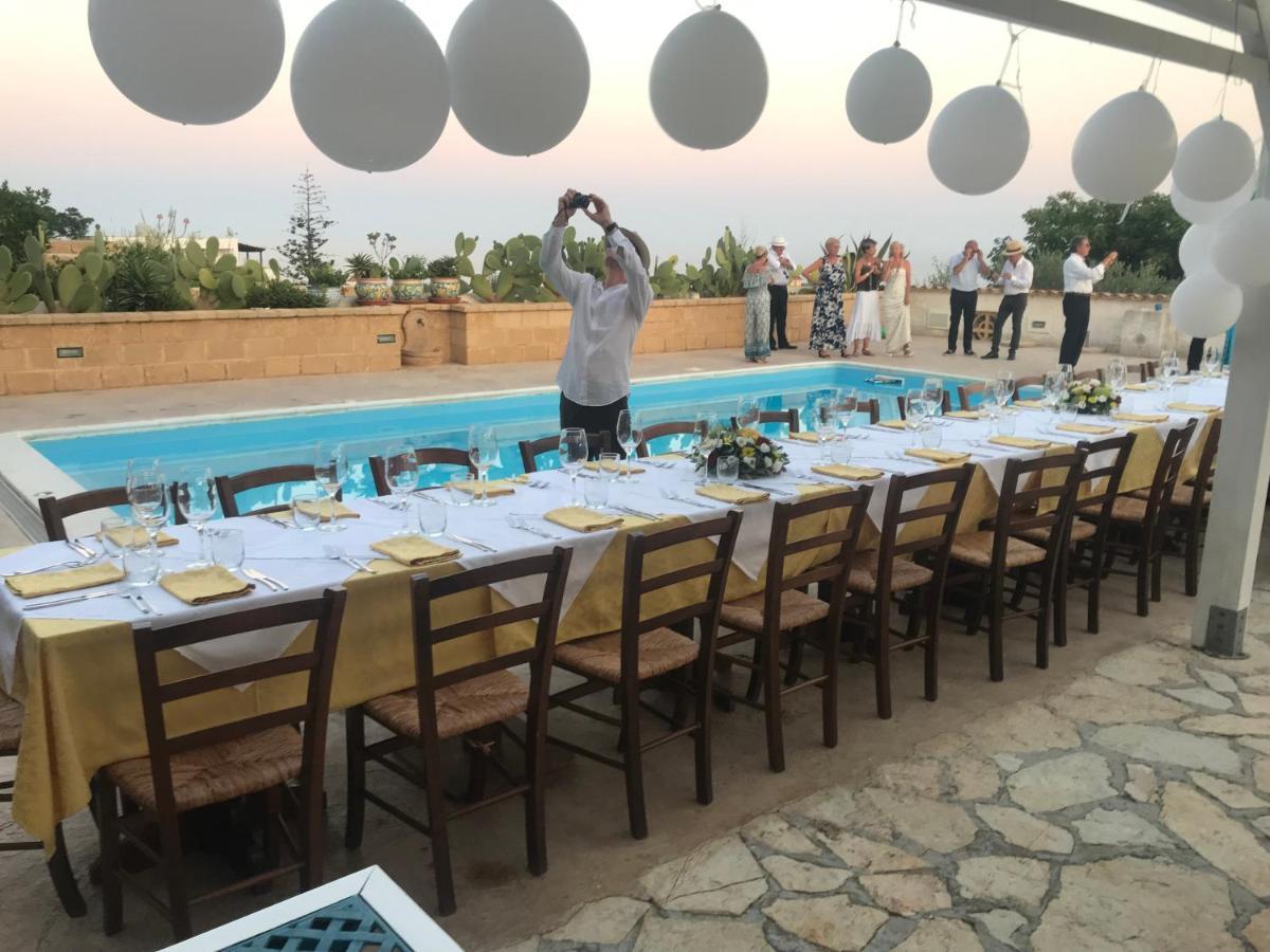 Villa Ceni - Appartamenti Con Camere, Cucina, Wc E Terrazza Sul Mare In Villa Con Piscina, Giardino E Parcheggio Marinella di Selinunte Ngoại thất bức ảnh
