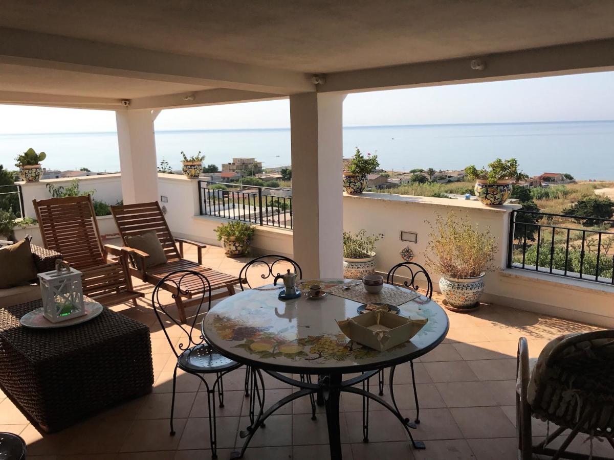 Villa Ceni - Appartamenti Con Camere, Cucina, Wc E Terrazza Sul Mare In Villa Con Piscina, Giardino E Parcheggio Marinella di Selinunte Ngoại thất bức ảnh