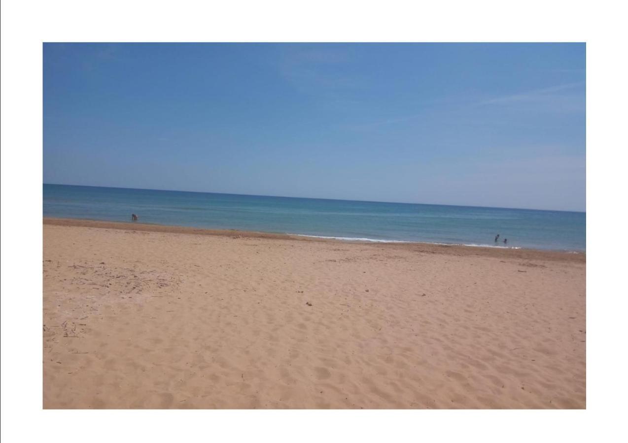 Villa Ceni - Appartamenti Con Camere, Cucina, Wc E Terrazza Sul Mare In Villa Con Piscina, Giardino E Parcheggio Marinella di Selinunte Ngoại thất bức ảnh