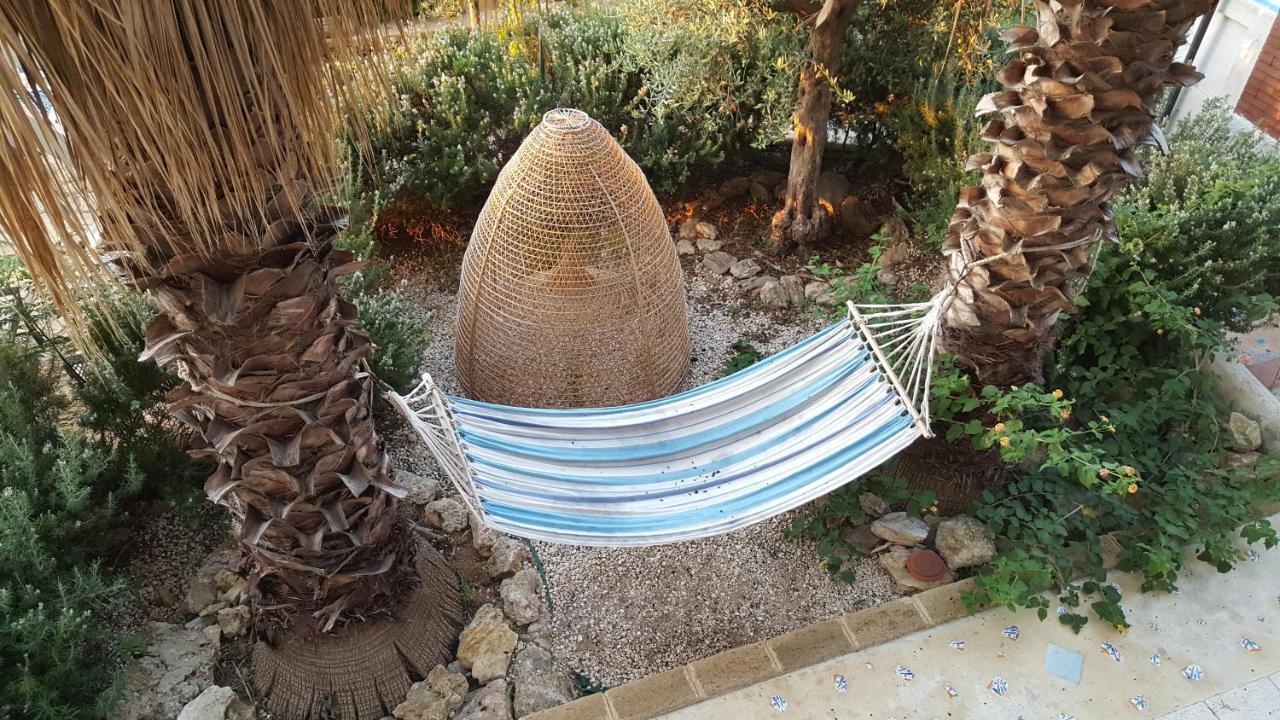 Villa Ceni - Appartamenti Con Camere, Cucina, Wc E Terrazza Sul Mare In Villa Con Piscina, Giardino E Parcheggio Marinella di Selinunte Ngoại thất bức ảnh